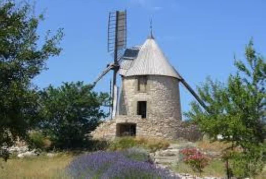 Maison Sur Les Hauteurs De Каркассон Экстерьер фото